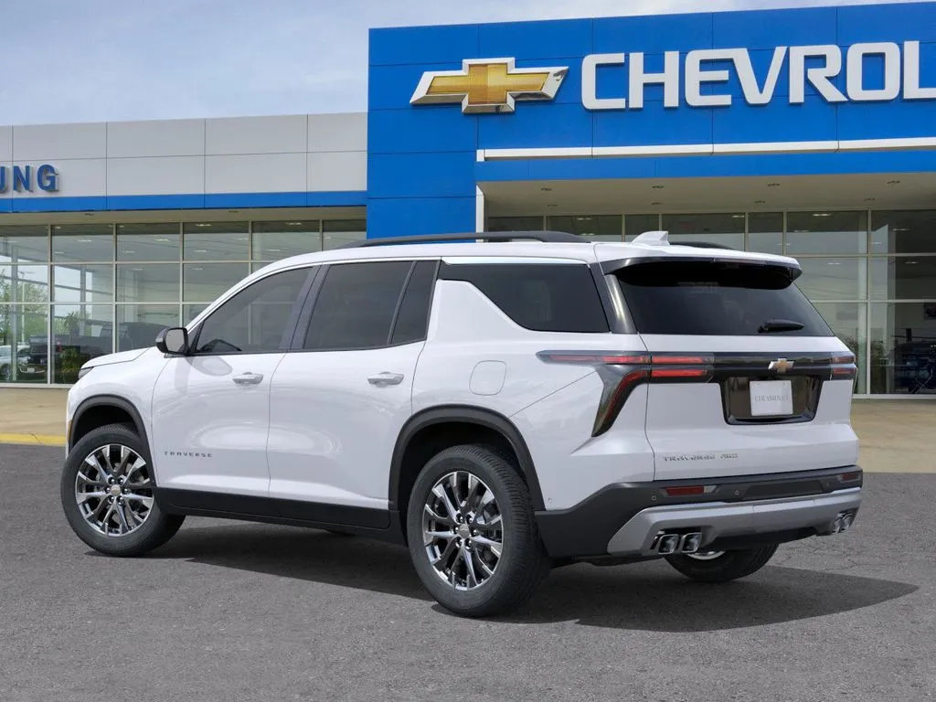 2026 Chevrolet Traverse photo 2