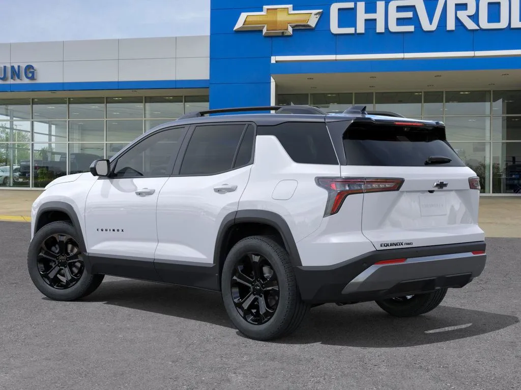 2026 Chevrolet Equinox LT photo 2