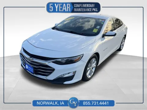 White 2019 Chevrolet Malibu LT for sale in Norwalk, IA