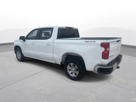 More photos of 2023 Chevrolet Silverado 1500 LT at Gregg Young Chevrolet of Norwalk, IA