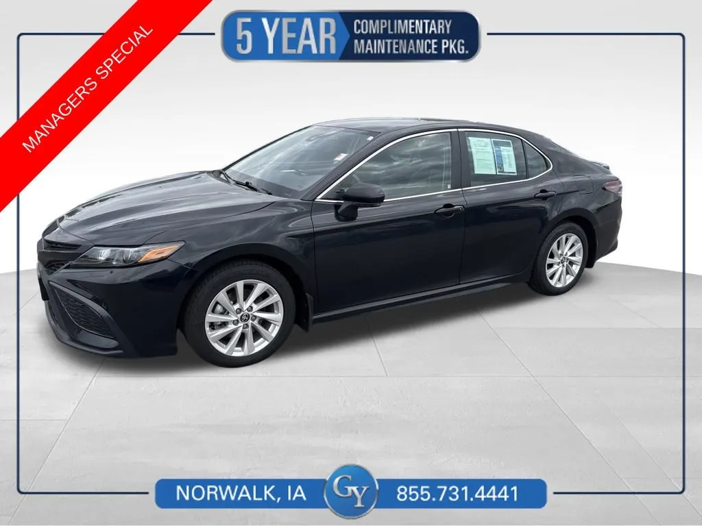 Black 2024 Toyota Camry SE for sale in Norwalk, IA