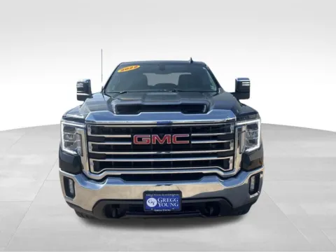 More photos of 2022 GMC Sierra 2500HD SLT at Gregg Young Chevrolet of Norwalk, IA