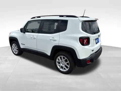 More photos of 2022 Jeep Renegade Latitude at Gregg Young Chevrolet of Norwalk, IA