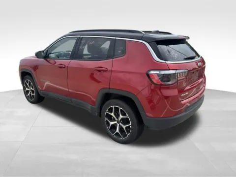 Another view of 2025 Jeep Compass Limited for sale in Norwalk, IA at Gregg Young Chevrolet of Norwalk