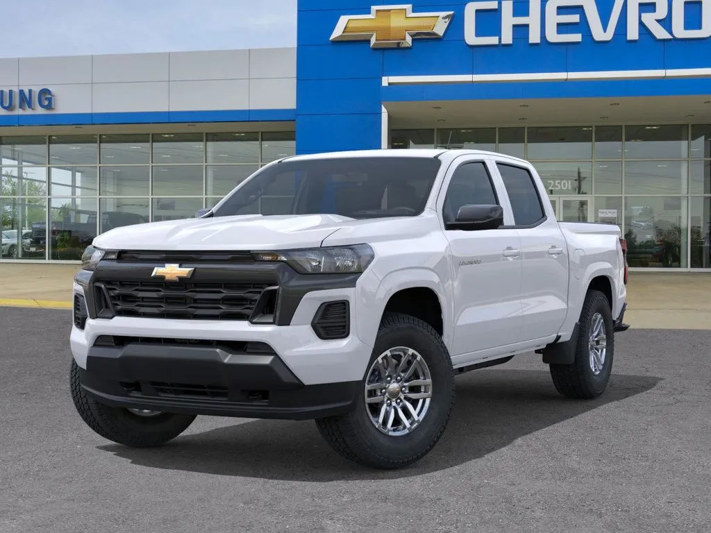 2026 Chevrolet Colorado LT photo 3