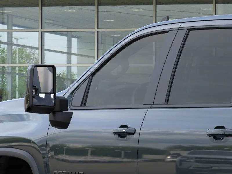 2026 Chevrolet Silverado 3500HD LT photo 4