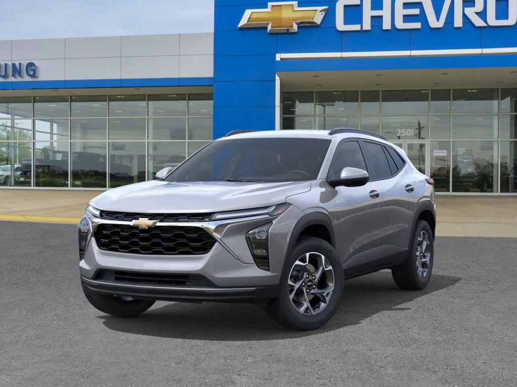 2026 Chevrolet Trax LT photo 3