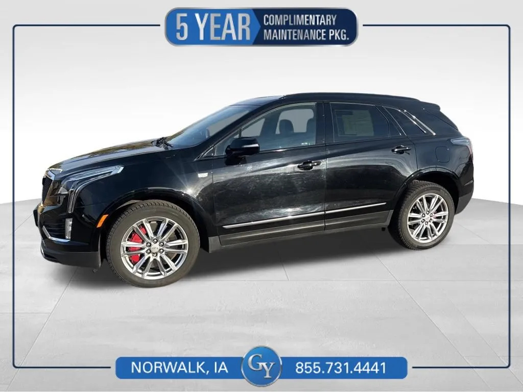 Black 2023 Cadillac XT5 Sport for sale in Norwalk, IA