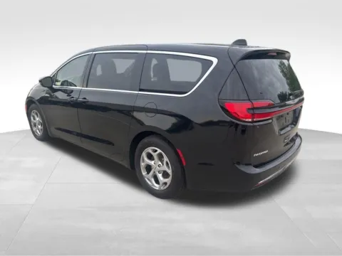 Another view of 2024 Chrysler Pacifica Limited for sale in Norwalk, IA at Gregg Young Chevrolet of Norwalk