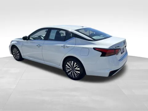 More photos of 2025 Nissan Altima 2.5 SV at Gregg Young Chevrolet of Norwalk, IA