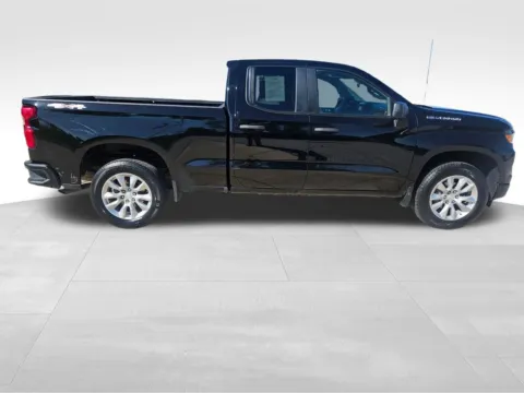 More photos of 2022 Chevrolet Silverado 1500 Custom at Gregg Young of Plattsmouth, NE