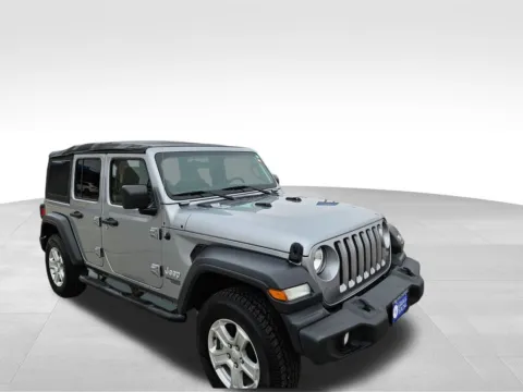 More photos of 2020 Jeep Wrangler Unlimited Sport S at Gregg Young of Plattsmouth, NE