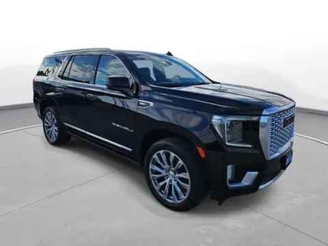 More photos of 2021 GMC Yukon Denali at Gregg Young of Plattsmouth, NE