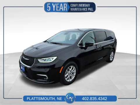 Black 2024 Chrysler Pacifica Touring L for sale in Plattsmouth, NE
