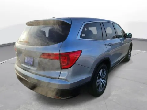 More photos of 2017 Honda Pilot EX at Gregg Young of Plattsmouth, NE