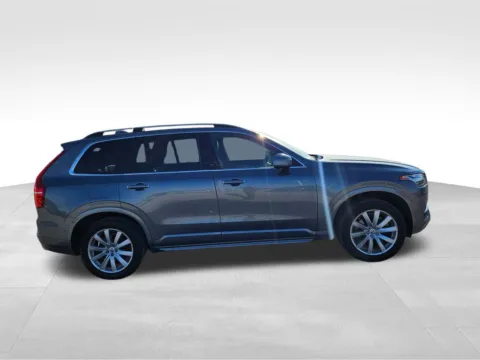 Another view of 2017 Volvo XC90 T6 Momentum for sale in Plattsmouth, NE at Gregg Young of Plattsmouth