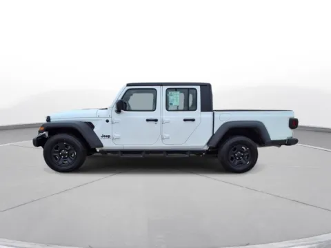 Another view of 2023 Jeep Gladiator Sport for sale in Plattsmouth, NE at Gregg Young of Plattsmouth