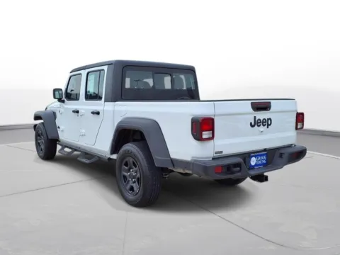 More photos of 2023 Jeep Gladiator Sport at Gregg Young of Plattsmouth, NE
