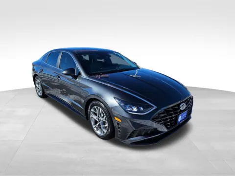 More photos of 2023 Hyundai Sonata SEL at Gregg Young of Plattsmouth, NE