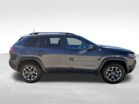 More photos of 2021 Jeep Cherokee Trailhawk at Gregg Young Chevrolet Of Plattsmouth, NE