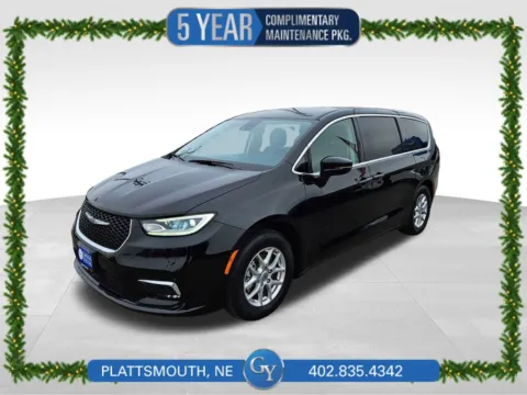 Black 2024 Chrysler Pacifica Touring L for sale in Plattsmouth, NE