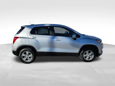 More photos of 2022 Chevrolet Trax LS at Gregg Young Chevrolet Of Plattsmouth, NE