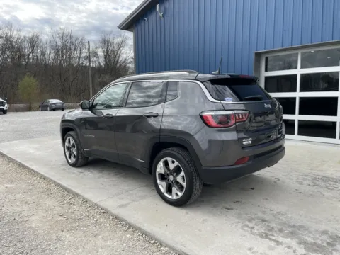 More photos of 2018 Jeep Compass Limited at Cambridge Truck, OH