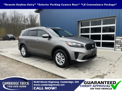 Silver 2019 Kia Sorento LX for sale in Cambridge, OH