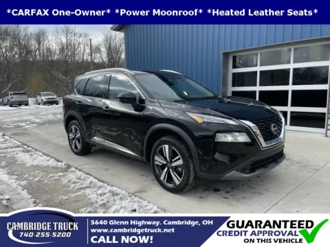 Black 2023 Nissan Rogue SL for sale in Cambridge, OH