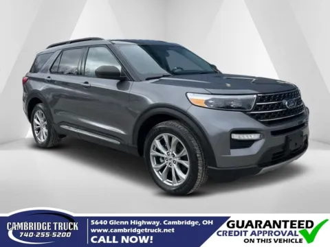 Gray 2021 Ford Explorer XLT for sale in Cambridge, OH