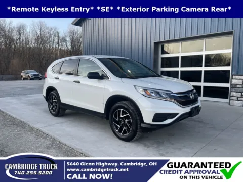 White 2016 Honda CR-V SE for sale in Cambridge, OH