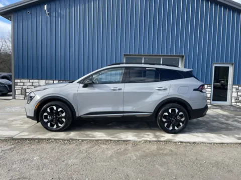 More photos of 2023 Kia Sportage X-Line at Cambridge Truck, OH