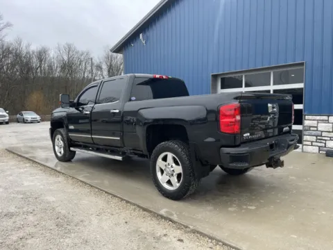 More photos of 2015 Chevrolet Silverado 2500HD High Country at Cambridge Truck, OH