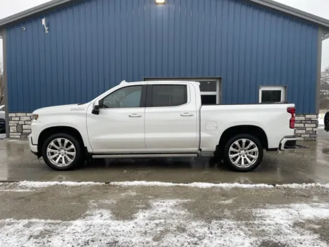 More photos of 2021 Chevrolet Silverado 1500 High Country at Cambridge Truck, OH