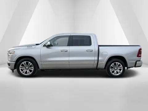More photos of 2022 Ram 1500 Limited at Cambridge Truck, OH
