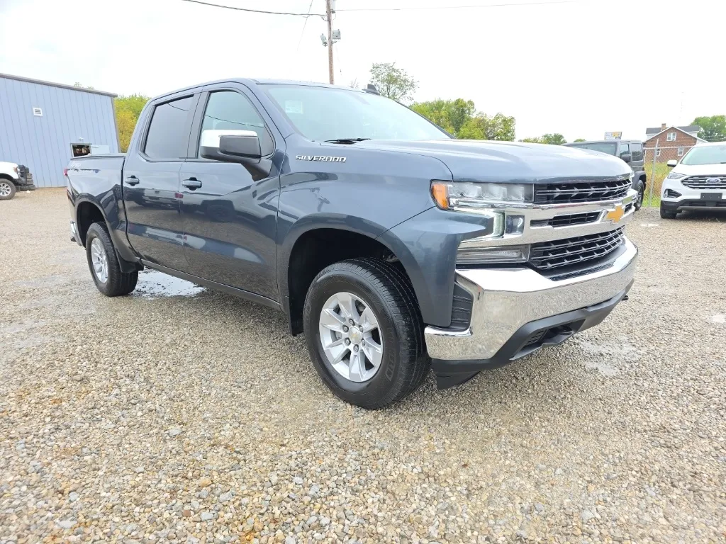 Gray 2021 Chevrolet Silverado 1500 LT for sale in Cambridge, OH