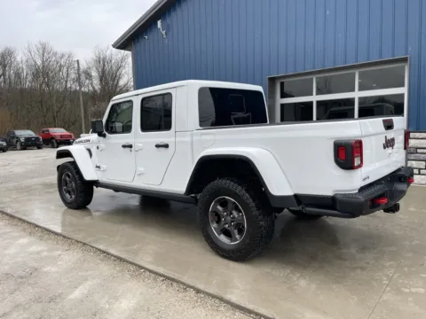 More photos of 2021 Jeep Gladiator Rubicon at Cambridge Truck, OH