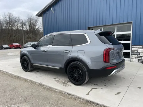 More photos of 2020 Kia Telluride S at Cambridge Truck, OH