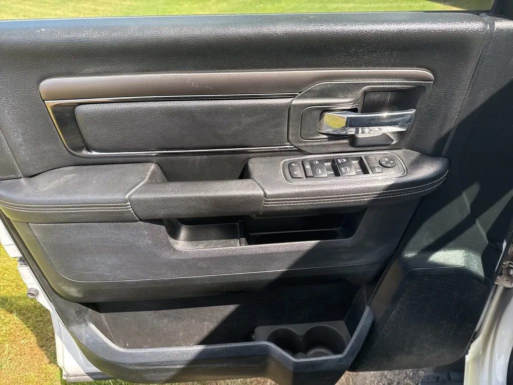 White 2018 Ram 1500 Sport for sale in Cambridge, OH