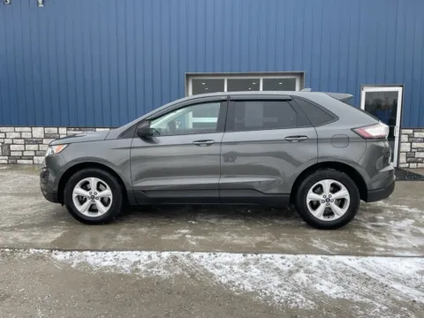 More photos of 2018 Ford Edge SE at Cambridge Truck, OH