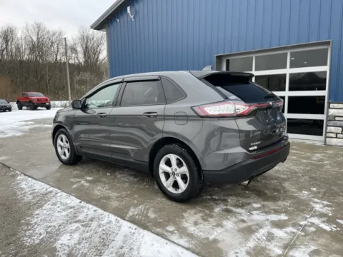 More photos of 2018 Ford Edge SE at Cambridge Truck, OH