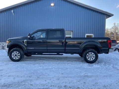 More photos of 2022 Ford F-250SD at Cambridge Truck, OH