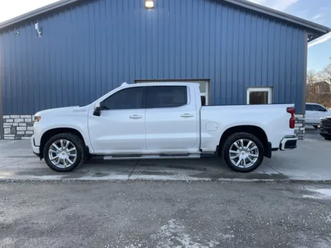More photos of 2022 Chevrolet Silverado 1500 LTD High Country at Cambridge Truck, OH
