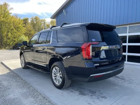 More photos of 2021 GMC Yukon XL SLT at Cambridge Truck, OH