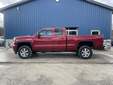 More photos of 2018 GMC Sierra 2500HD SLE at Cambridge Truck, OH