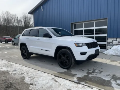 White 2018 Jeep Grand Cherokee Upland Edition for sale in Cambridge, OH