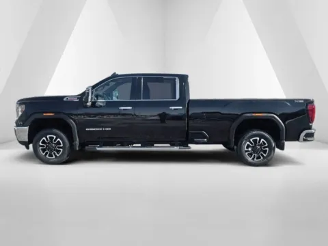 More photos of 2020 GMC Sierra 2500HD SLT at Cambridge Truck, OH