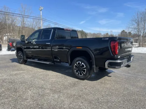 More photos of 2020 GMC Sierra 2500HD SLT at Cambridge Truck, OH