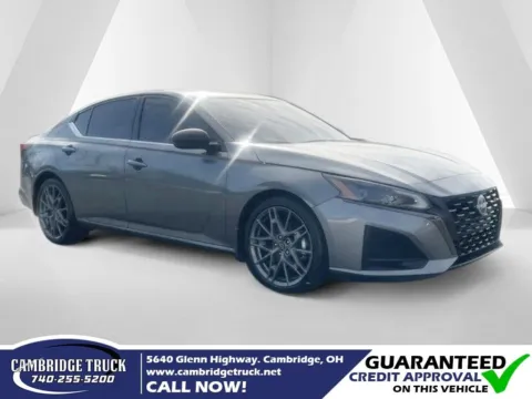 Gray 2023 Nissan Altima 2.0 SR for sale in Cambridge, OH