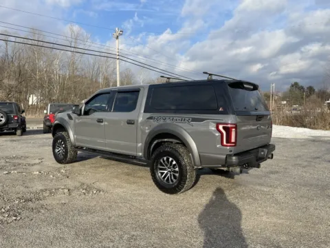 More photos of 2020 Ford F-150 Raptor at Cambridge Truck, OH
